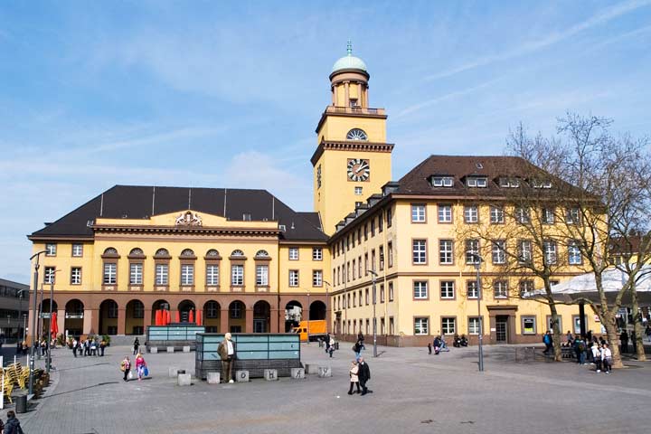 مبنى البلدية في مدينة فيتن