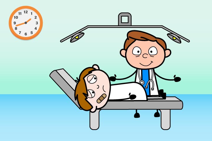 يساعد الطبيب في العمليات الجراحية