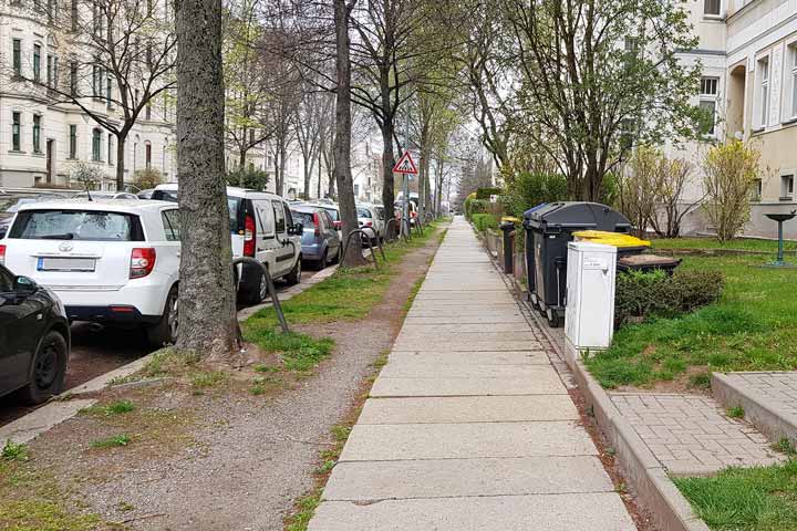 شارع نموذجي في ألمانيا شارع نموذجي في منطقة سكنية في ألمانيا