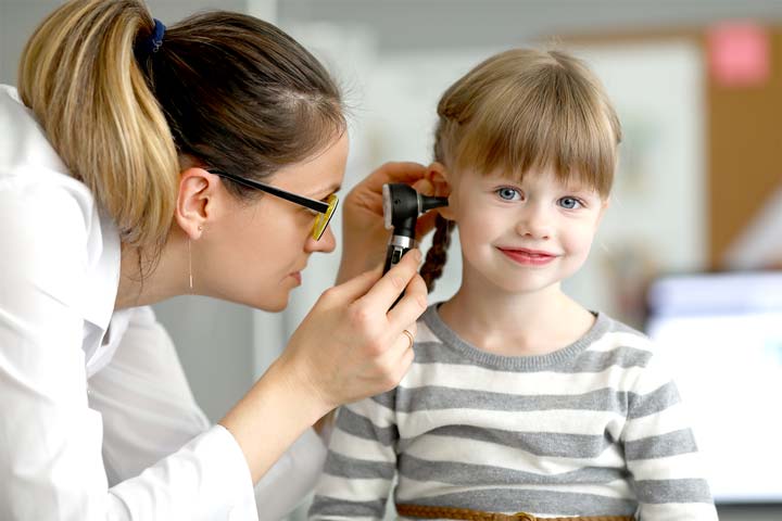 فحص الأذن لدى الأطفال ألمانيا