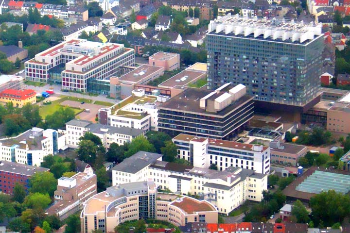 المستشفى الجامعي في كولونيا المستشفى الجامعي في كولونيا